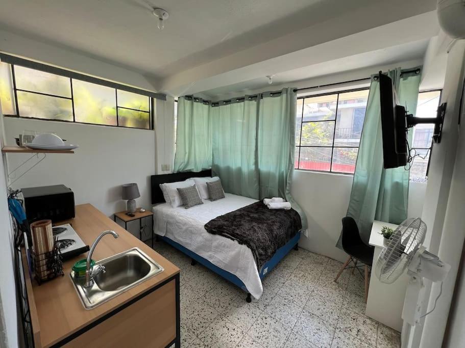 Makachi Hotel Guatemala City Exterior photo